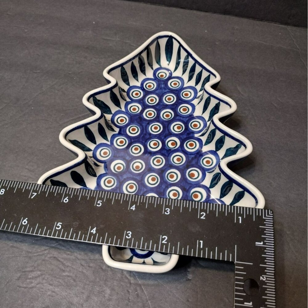Polish Pottery Manufaktura Boleslawcu Christmas Tree Dish 9.5" Blue Snowflakes - Picture 7 of 9